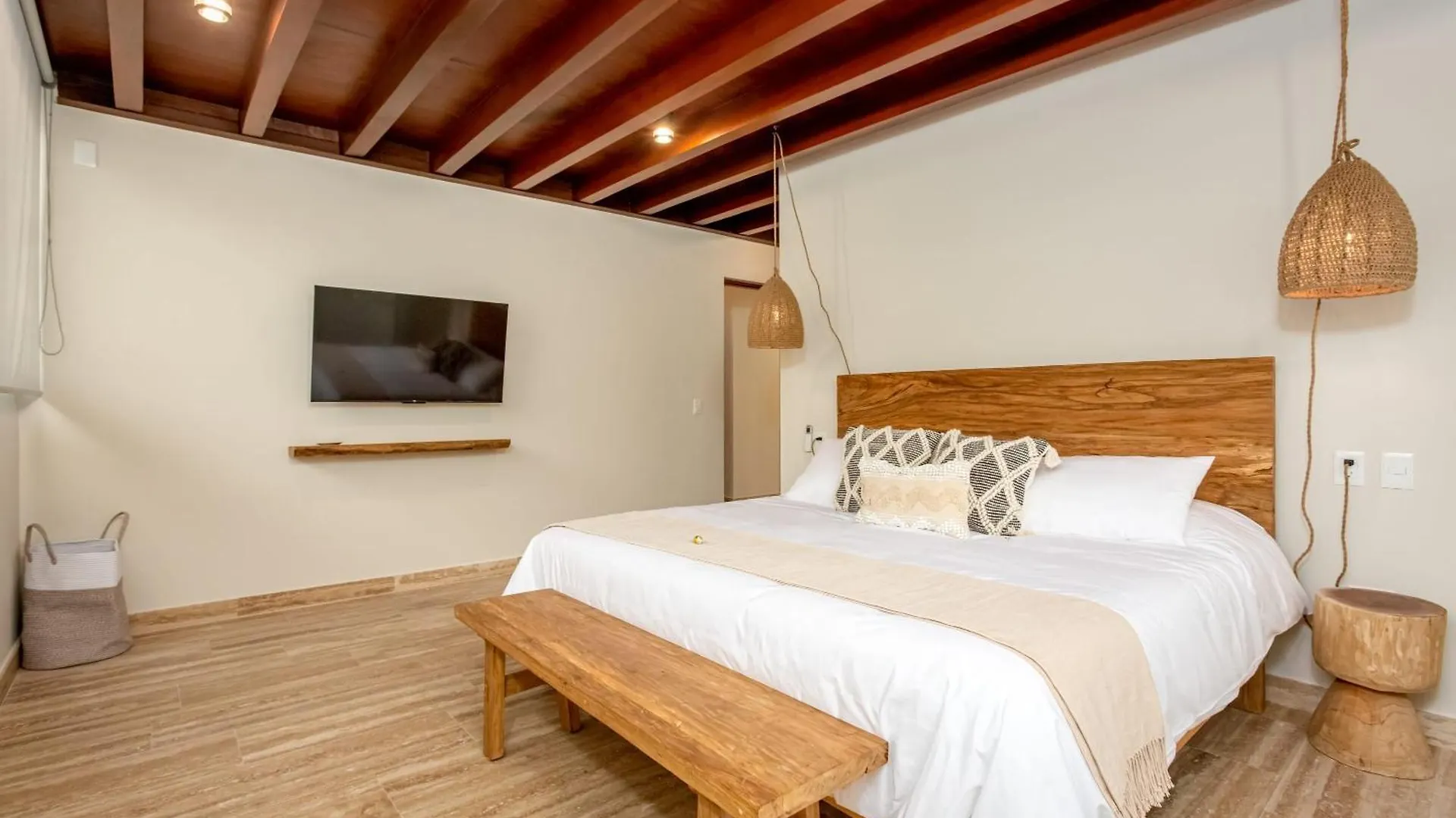 Chic Resort-Style Condo In Playa Del Carmen Mexico
