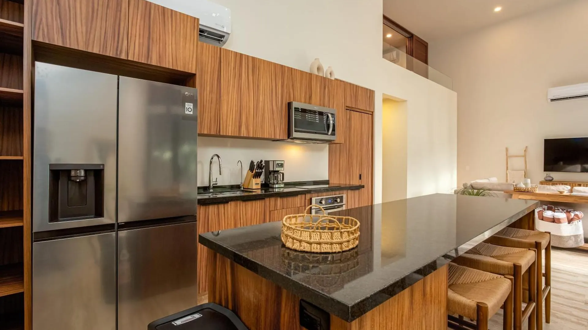 Chic Resort-Style Condo In Playa Del Carmen Mexico